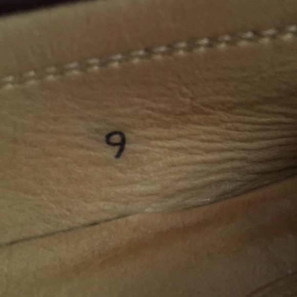 SALE! Pristine Tod’s Moccasins. - Picture 6 of 7